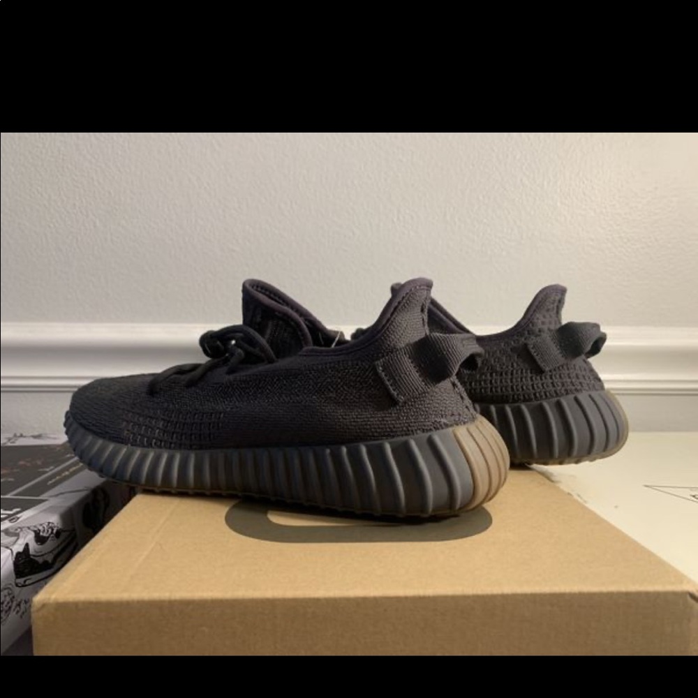 Yeezy Boost 350 V2 Cinder Reflective - Picture 5 of 12